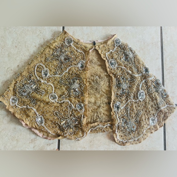 Vintage Y2K Embellished Sequined Embroidery Beaded Champagne Gold Shawl Cape S - Picture 2 of 7